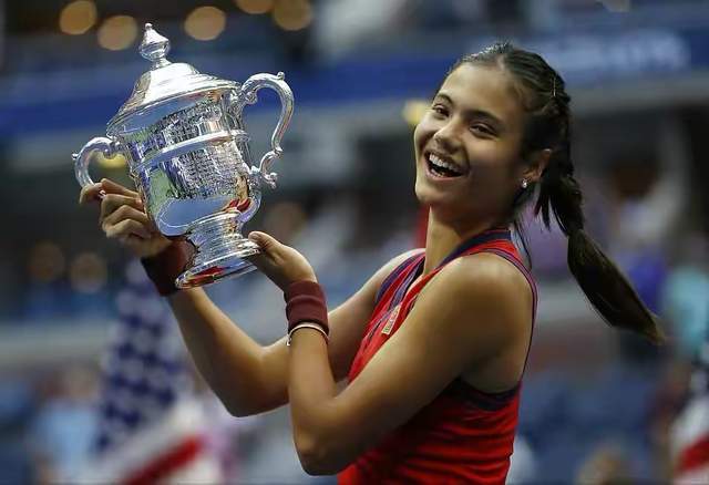 赛季中的主 赛季中的主