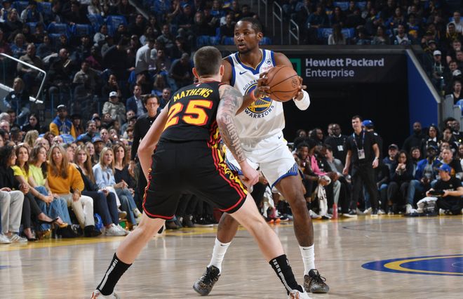 队中一位球 队中一位球